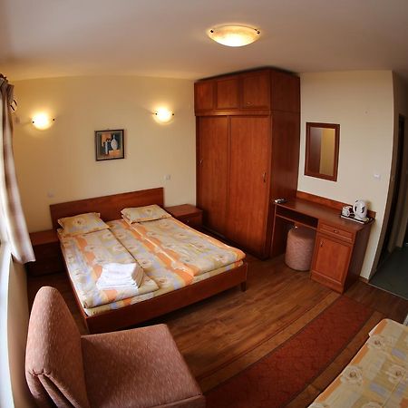 Aurora Guest House Nesebar Exterior foto